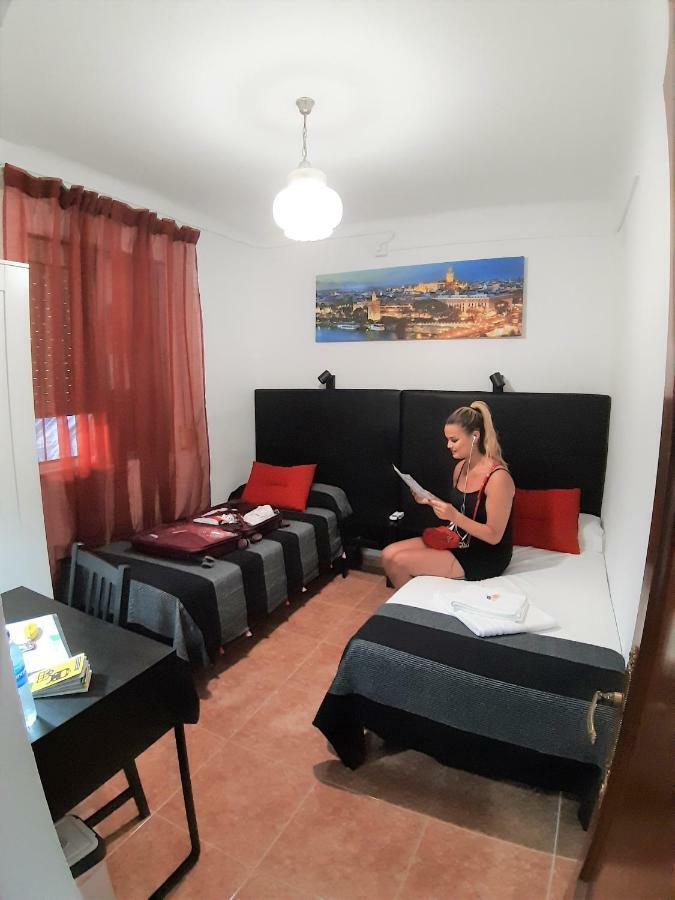 Fresh & Clean Room Sevilla Екстериор снимка