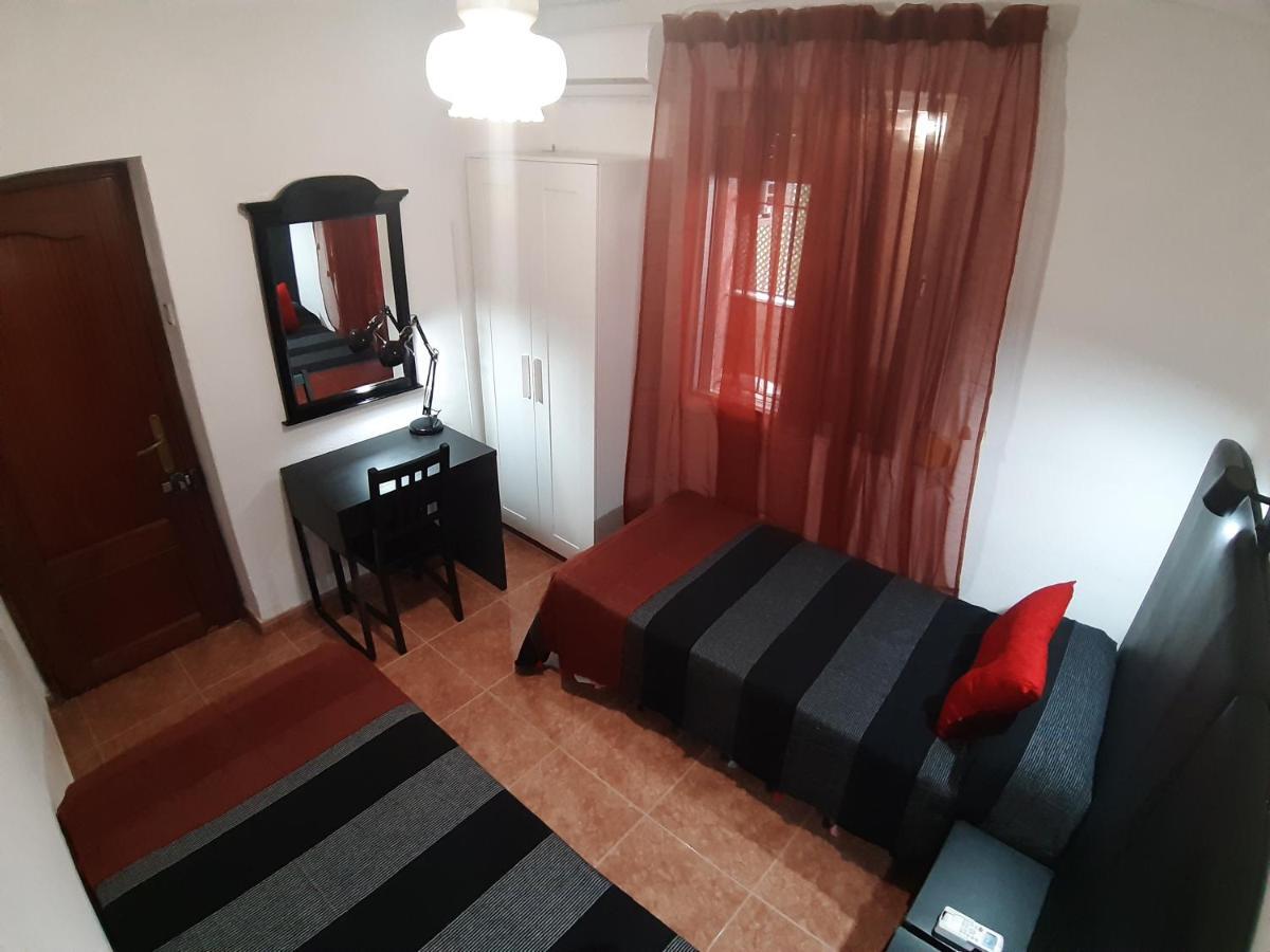 Fresh & Clean Room Sevilla Екстериор снимка